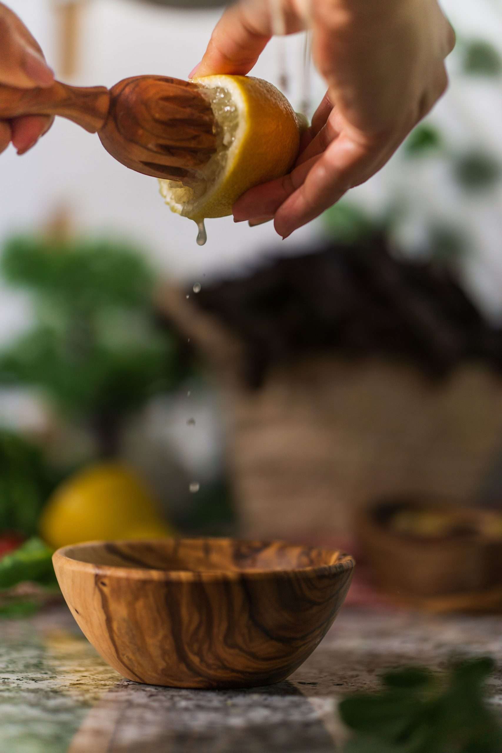 Olive Wooden lemon squeezer